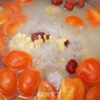 番茄玉米排骨汤的做法步骤:5