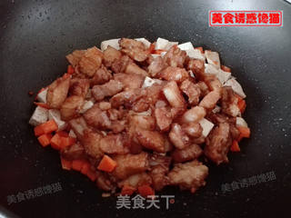 红烧肉焖饭的做法步骤:5