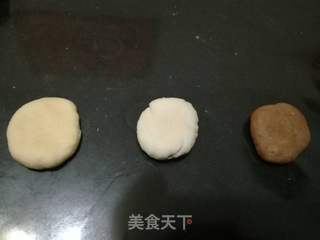 三色花馒头的做法步骤:3