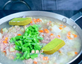 咖喱牛肉饭——宝宝辅食的做法步骤:5