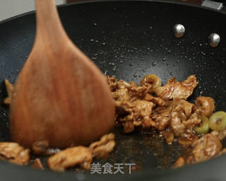 肉片炒青椒的做法步骤:9
