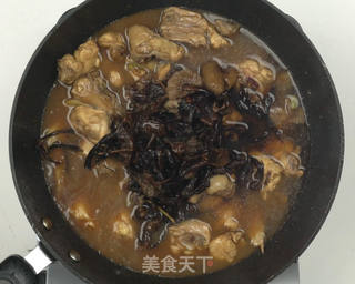 小鸡炖蘑菇的做法步骤:8