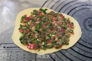 鲜肉香葱馅饼的做法步骤:7