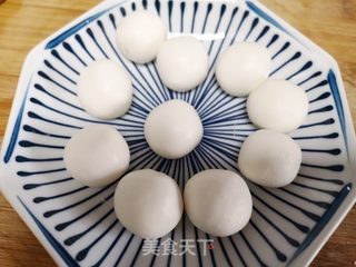 糖油粑粑的做法步骤:2