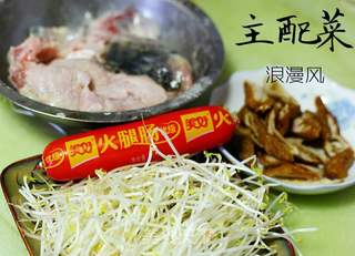 大蒜肥肠鱼的做法步骤：1