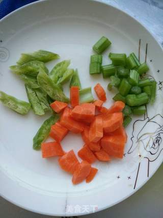 鲫鱼炖豆腐的做法步骤:3