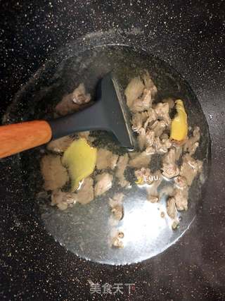 番茄牛肉焗饭(红烩牛肉焗饭)的做法步骤:2