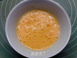 蛋卷芝士热狗肠的做法步骤:5