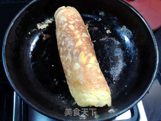 蛋卷芝士热狗肠的做法步骤:11