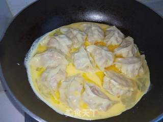 #牛肉#抱蛋煎饺(牛肉圆葱馅)的做法步骤:13