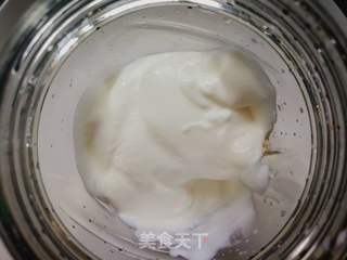 香蕉酸奶奶昔的做法步骤:4