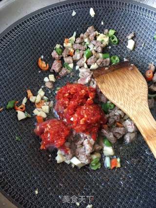“牛肉”香辣牛肉酱的做法步骤:11