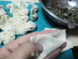 荠菜肉末小馄饨的做法步骤:6