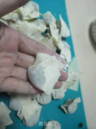 荠菜肉末小馄饨的做法步骤:7