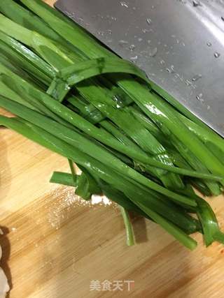 杏鲍菇海参水饺的做法步骤:6