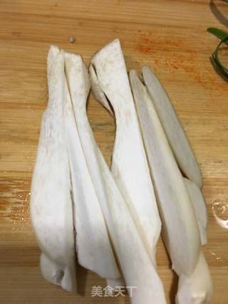 杏鲍菇海参水饺的做法步骤:8