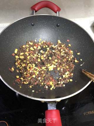 黑椒牛肉炒饭的做法步骤:5