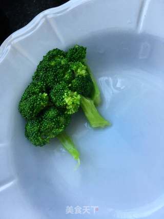 香辣牛肉酱拌面的做法步骤：5