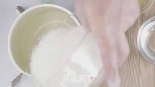 沙琪玛，月饼的必备——转化糖浆的做法步骤：1
