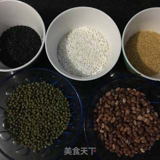 五色粥的做法步骤：1