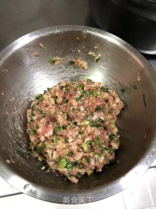 鲜肉大虾云吞的做法步骤:2