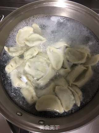 茴香牛肉馅水饺的做法步骤：10