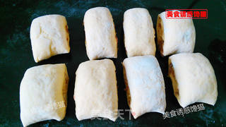 榨菜蚝油花卷的做法步骤:6