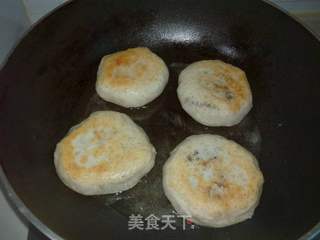 全麦芝麻红枣糖饼的做法步骤:16