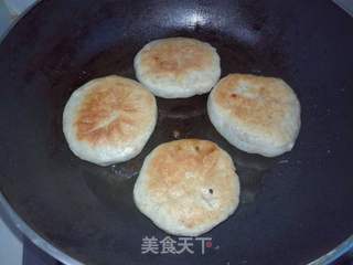 全麦芝麻红枣糖饼的做法步骤:17