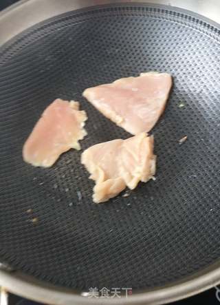 煎鸡脯肉坚果沙拉的做法步骤:11