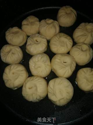 生煎包的做法步骤:7