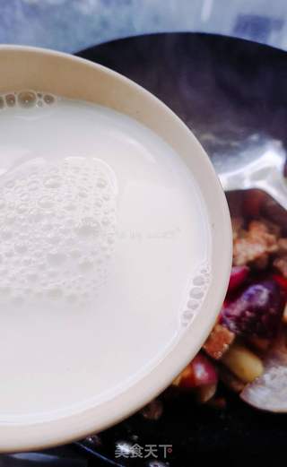 胡萝卜土豆咖喱牛肉包子的做法步骤:7