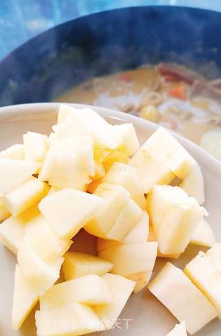胡萝卜土豆咖喱牛肉包子的做法步骤:9