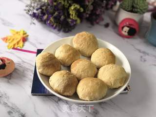 香脆可口,咸甜适中之(肉末梅干菜酥饼)的做法步骤:19