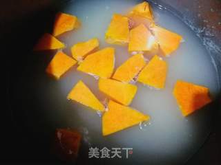 怎样熬好南瓜大米粥的做法步骤:5