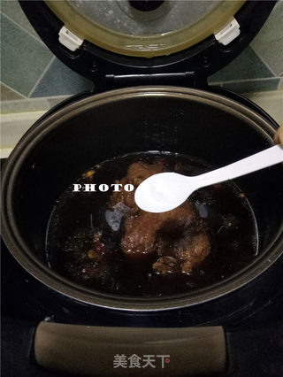电饭煲无水卤牛腱子的做法步骤:7