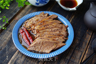 电饭煲无水卤牛腱子的做法步骤:9