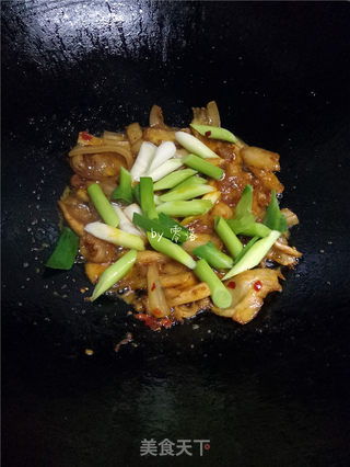 如何炒出好吃的四川回锅肉?的做法步骤:10