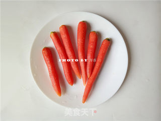 如何烤出好吃的胡萝卜——秘制烤胡萝卜的做法步骤:2