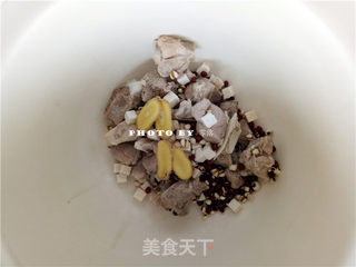 茯苓猪骨汤的做法步骤:3