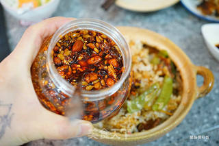美食节腊肠荷兰豆煲仔饭的做法步骤:15