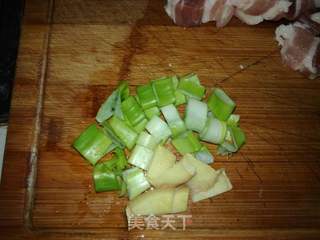 五花肉炖土豆的做法步骤:3