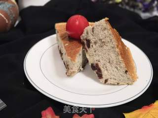 香蕉蔓越莓戚风蛋糕的做法步骤：2