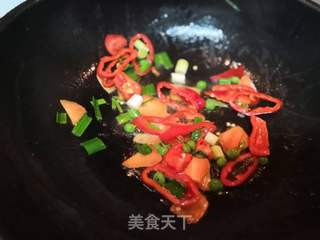 红椒煸炒牛肉片的做法步骤:4