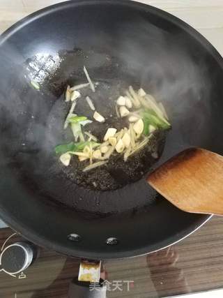 酸甜粉红虾的做法步骤:8