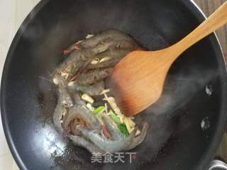 酸甜粉红虾的做法步骤:9