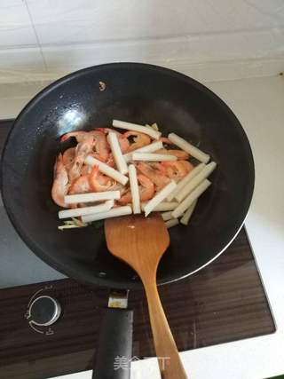 酸甜粉红虾的做法步骤:10