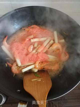酸甜粉红虾的做法步骤:11