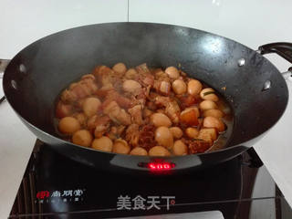 鹌鹑蛋红烧肉的做法步骤:10
