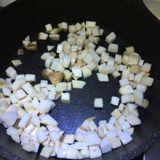 香辣牛肉酱的做法步骤:8